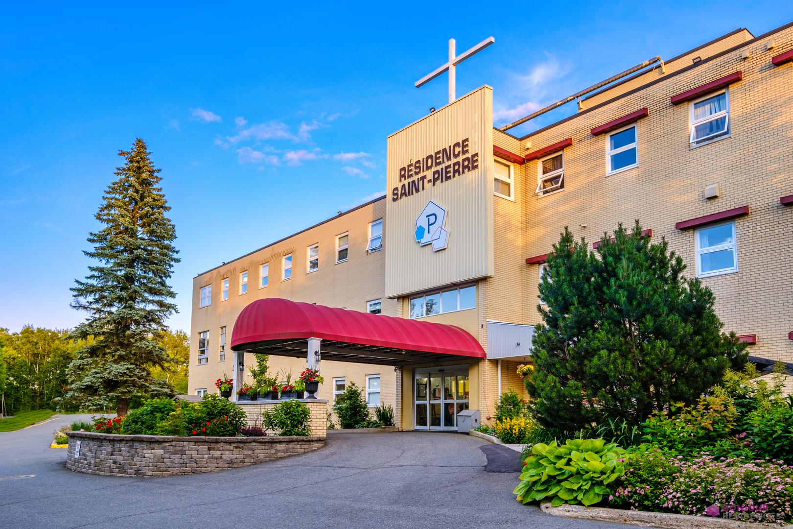 Résidence StPierre Résidence pour aînés à RouynNoranda