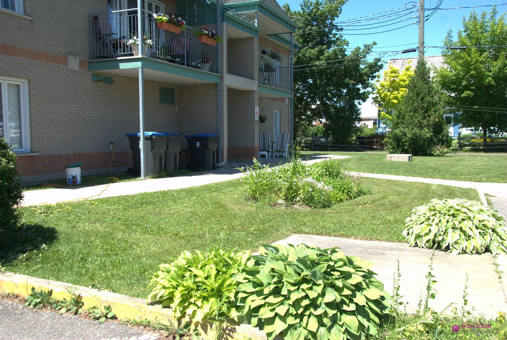 Le Petit Domicile SaintLambert à StLambertdeLauzon