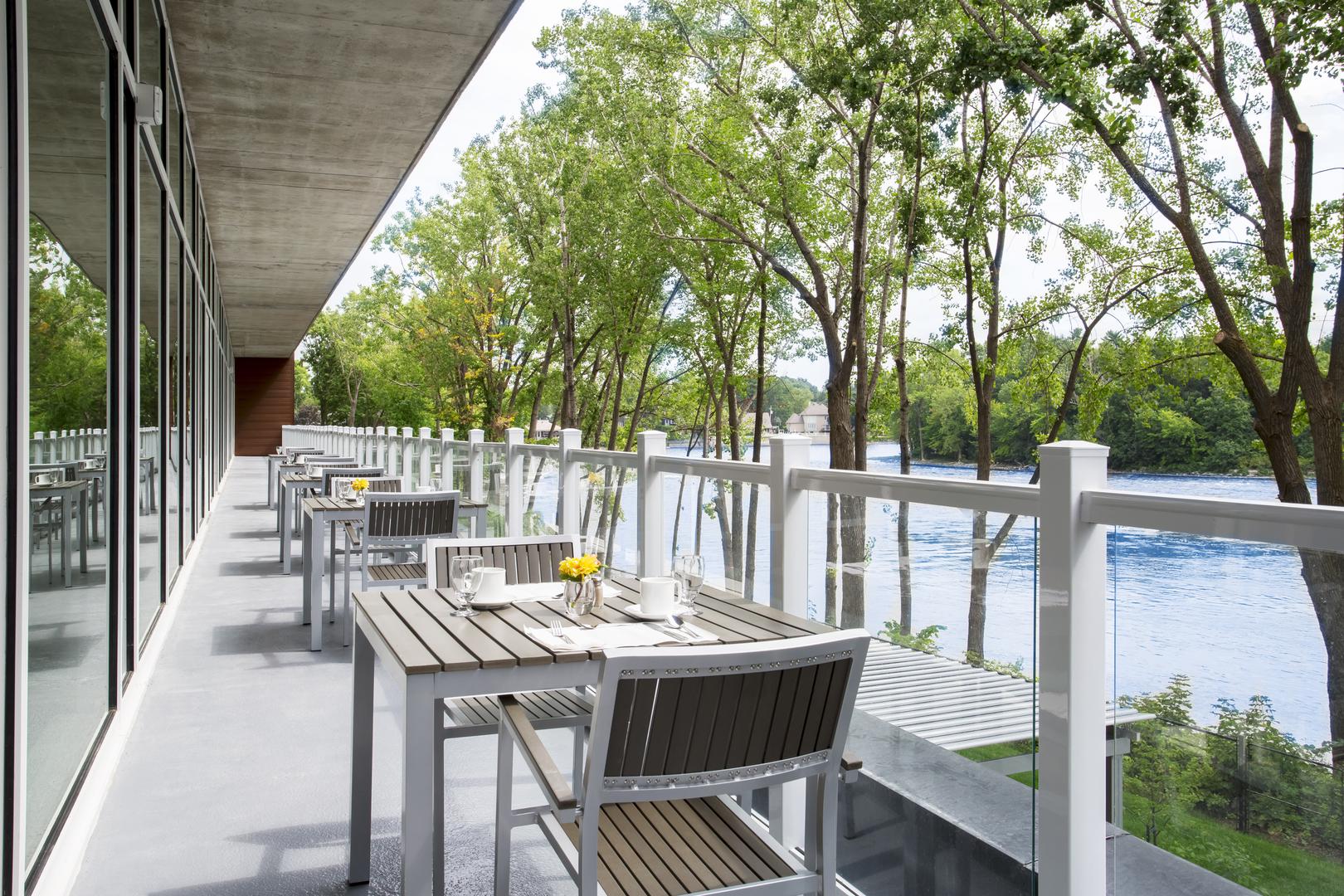 Sélection DeuxMontagnes à DeuxMontagnes