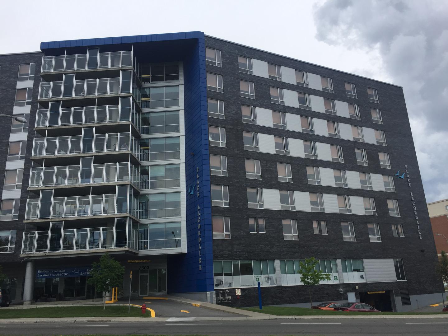 Place Lacordaire à SaintLéonard, Montréal