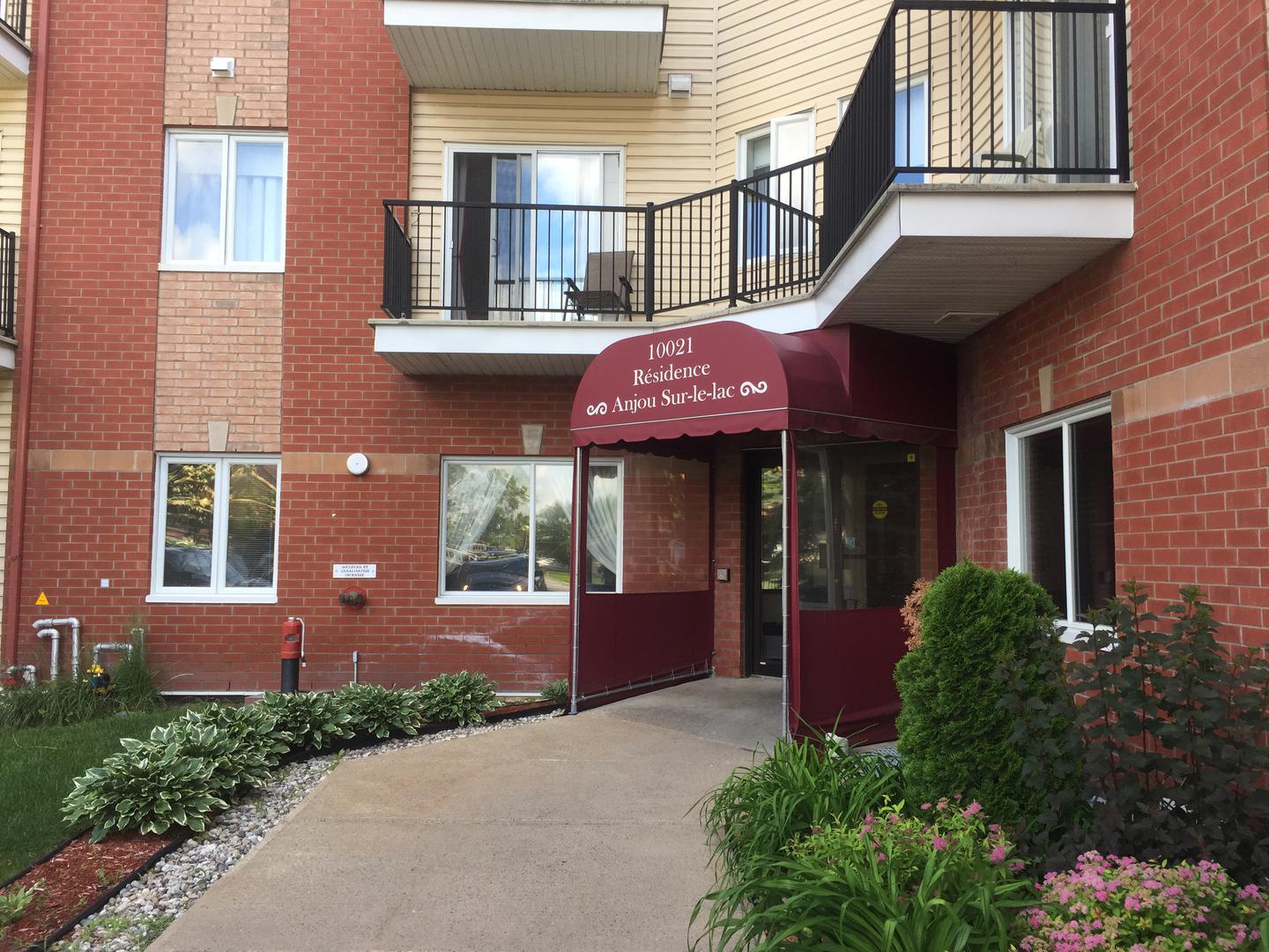 Résidence Anjou sur le Lac à Anjou, Montréal