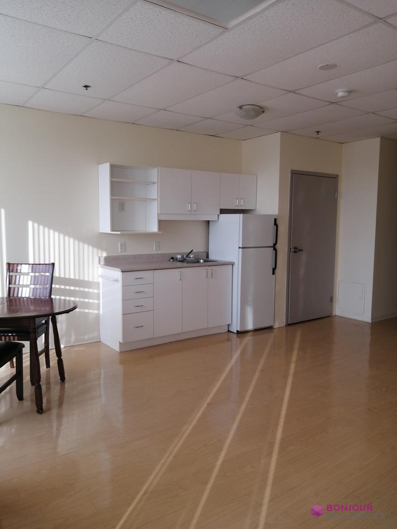 650 32e Avenue Lachine Qc H8t 3k5