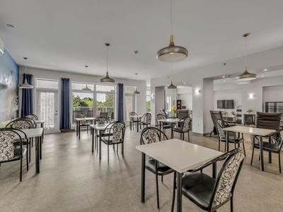 Les Résidences Chanoine-Scott