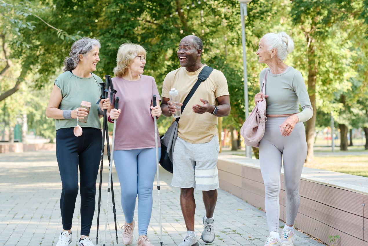 Club de marche en résidence pour personnes âgées